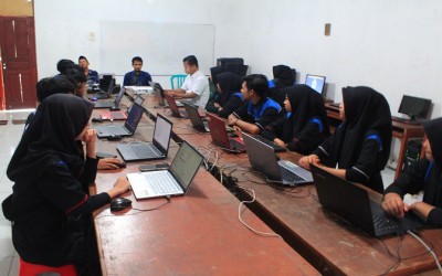 UKK 2025 Membuktikan siswa SMK Ma'arif Ponjong yang Kompeten di Jurusannya